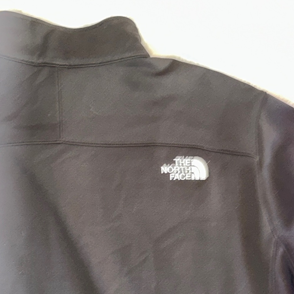 The North Face Flash Dry Softshell Jacket - image 8